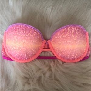 Victoria’s Secret bikini top